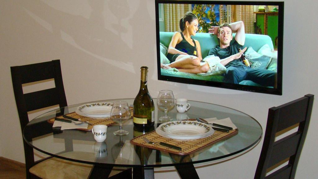 Pleasure Apartment Near Center Of Odessa ภายนอก รูปภาพ