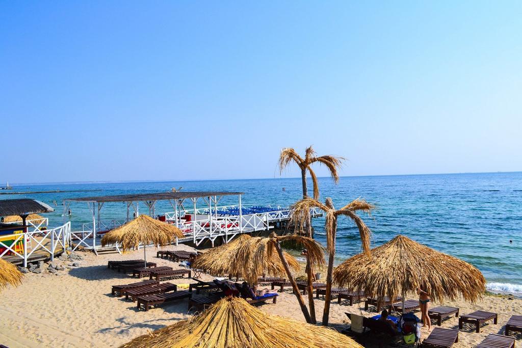 Pleasure Apartment Near Center Of Odessa ภายนอก รูปภาพ